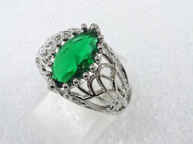 Japanese Kimono / Antique Accessories Metal